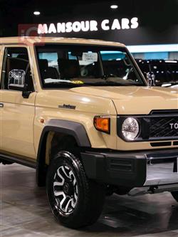 تويوتا لاند كروزر 76